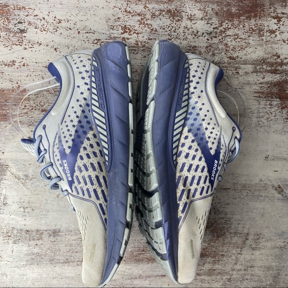 Brooks adrenaline 21 Grey & Navy Blue Athletic shoes 11 wide - Picture 2 of 9